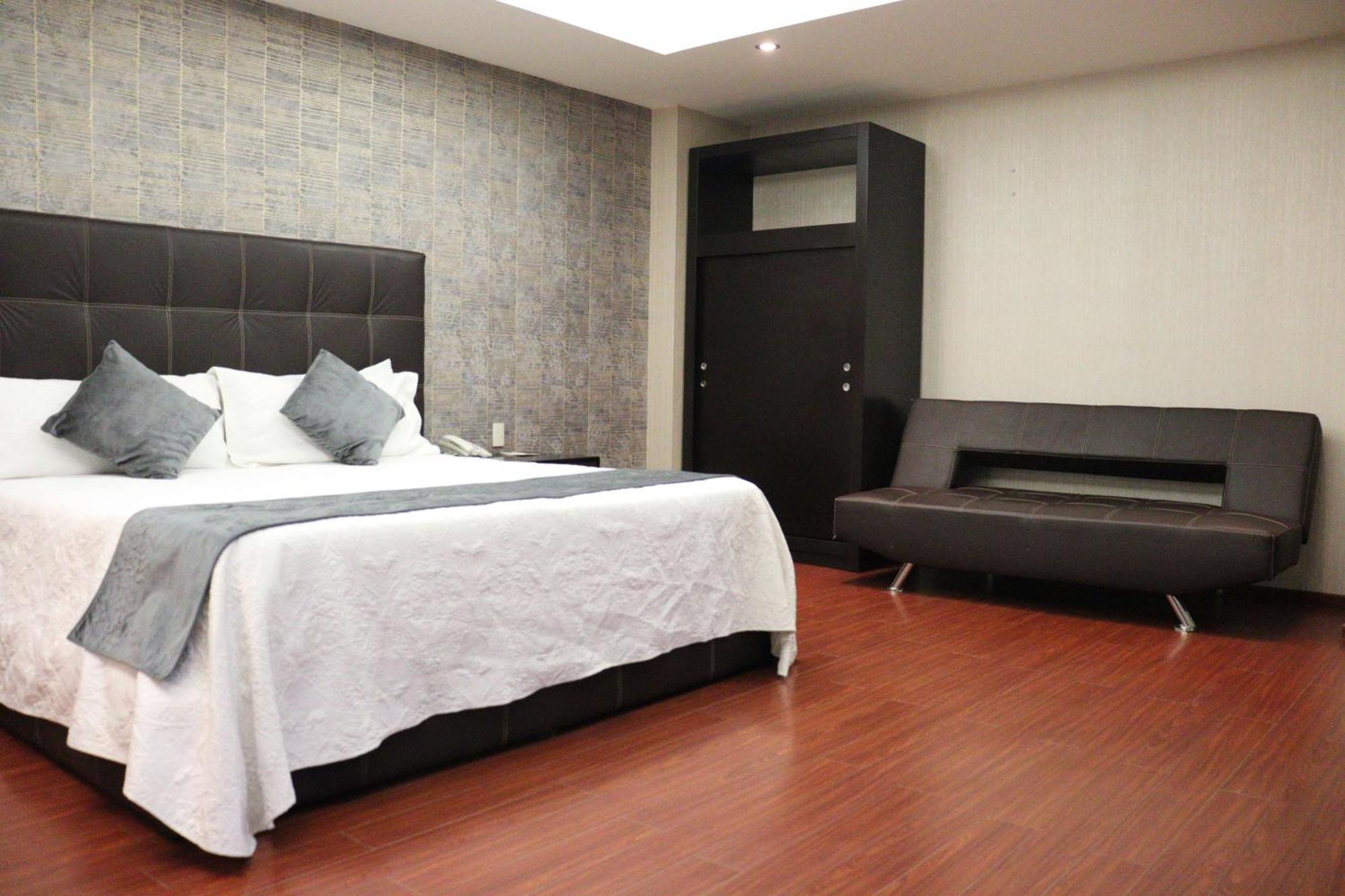Wyndham Garden Aguascalientes Hotel & Casino Extérieur photo