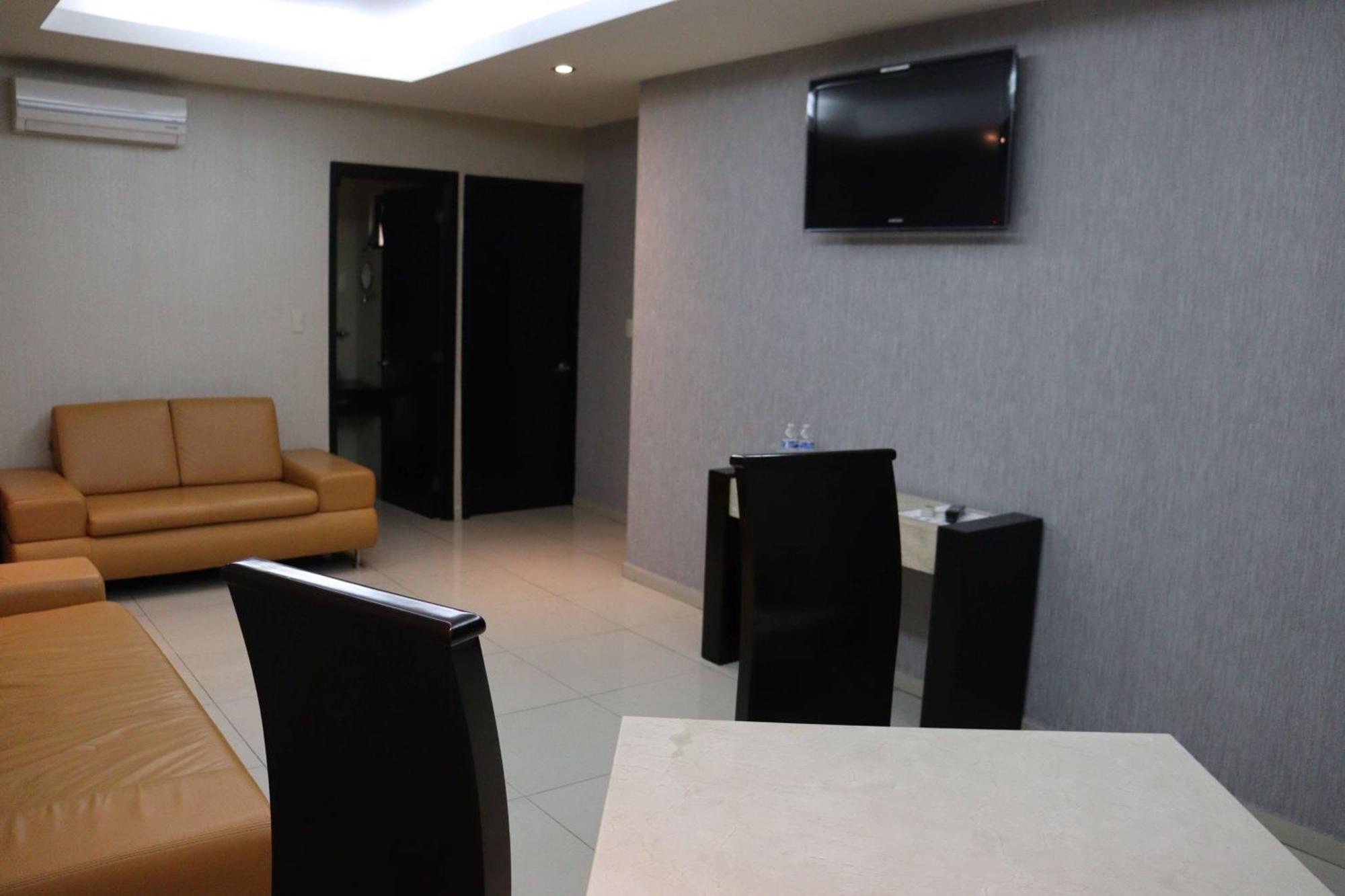 Wyndham Garden Aguascalientes Hotel & Casino Extérieur photo