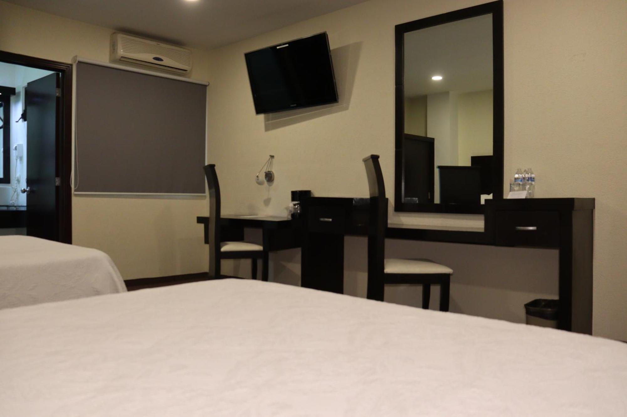 Wyndham Garden Aguascalientes Hotel & Casino Extérieur photo