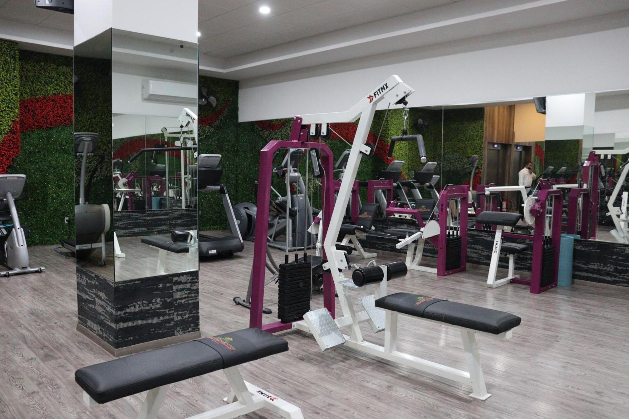 Wyndham Garden Aguascalientes Hotel & Casino Extérieur photo